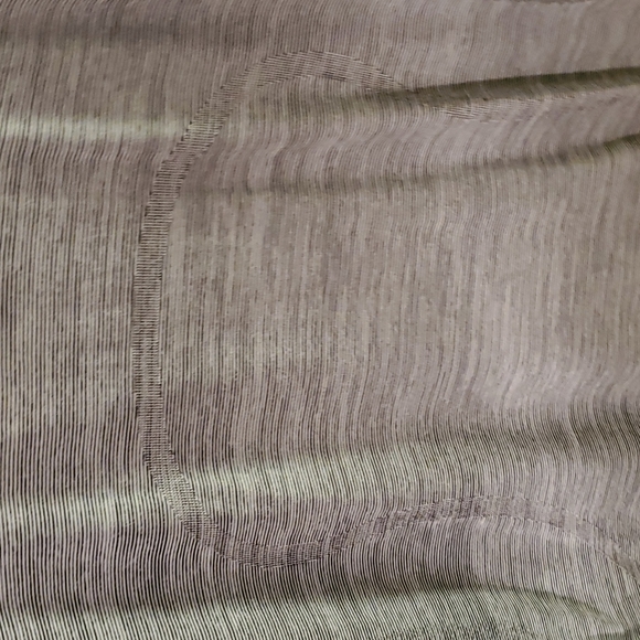 lululemon long sleeve - Picture 3 of 5